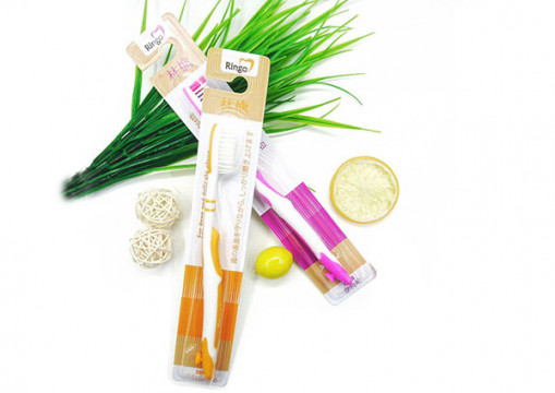 С жесткой щетиной и мягкой «Ringo» Toothbrush